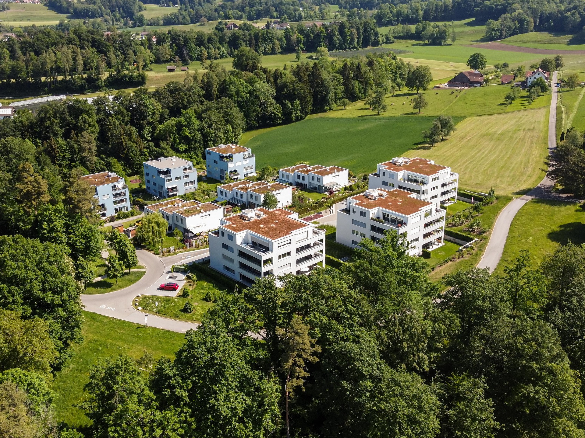 Swiss apartment buildings — Check rental listings with FairRent.ch